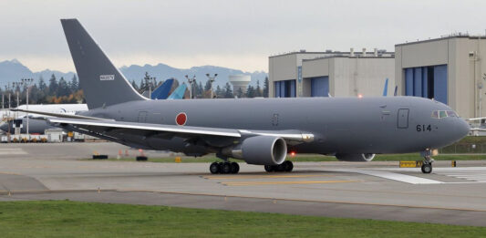 KC-46A mit japanischem Hoheitszeichen – ©Archiv