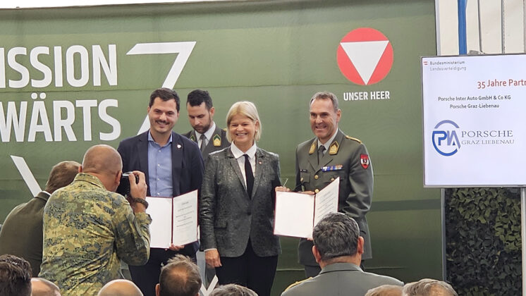 Auszeichnung neuer und bestehender Partner beim Zentralen Partnerseminar 2024 – ©Militär Aktuell/Zacharias