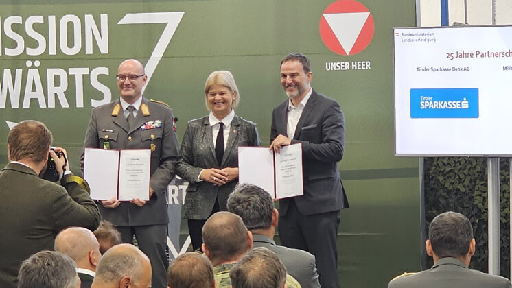 Auszeichnung neuer und bestehender Partner beim Zentralen Partnerseminar 2024 – ©Militär Aktuell/Zacharias