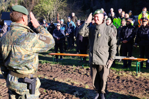 Festakt zur Übergabe der Brücke in Annaberg-Lungötz – ©Bundesheer