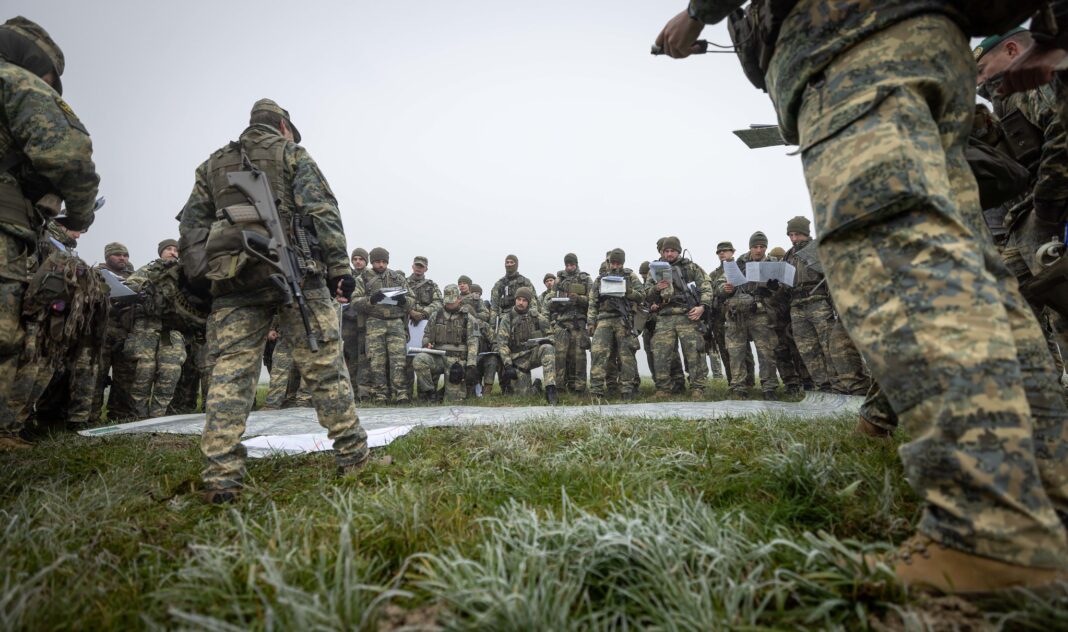 Übungsbesprechung – ©Bundesheer/Trippolt