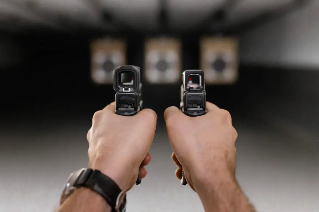 Im direkten Vergleich: Links das ACRO, rechts die neue G19 A-Cut COA. ©Glock